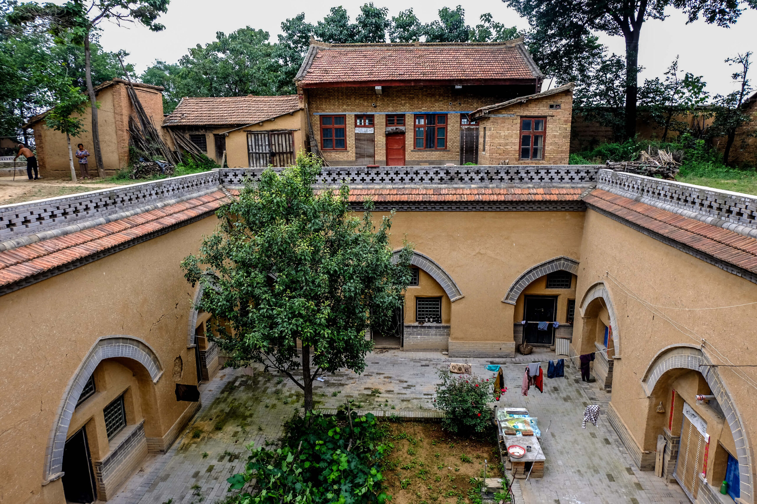 Dikengyuan: sunken courtyard houses from the Loess Plateau